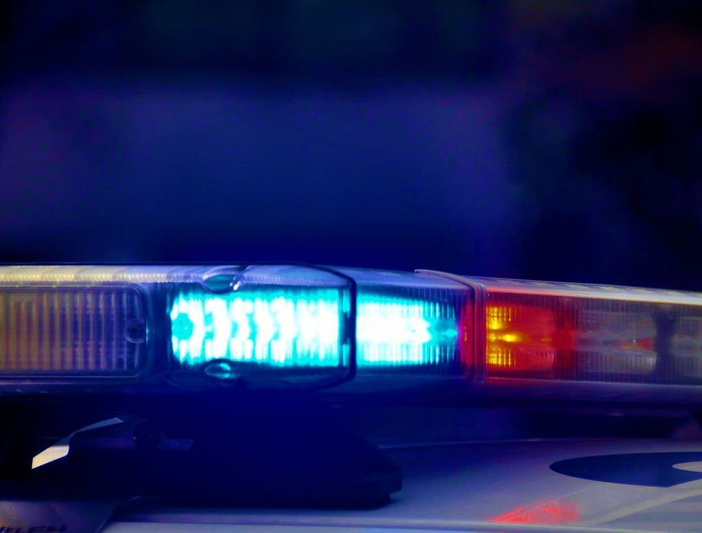 "2013-11-23 Thanksgiving Parade Silver Spring 514 Police Lights" by mdfriendofhillary is licensed under CC BY-SA 2.0. To view a copy of this license, visit https://creativecommons.org/licenses/by-sa/2.0/?ref=openverse.